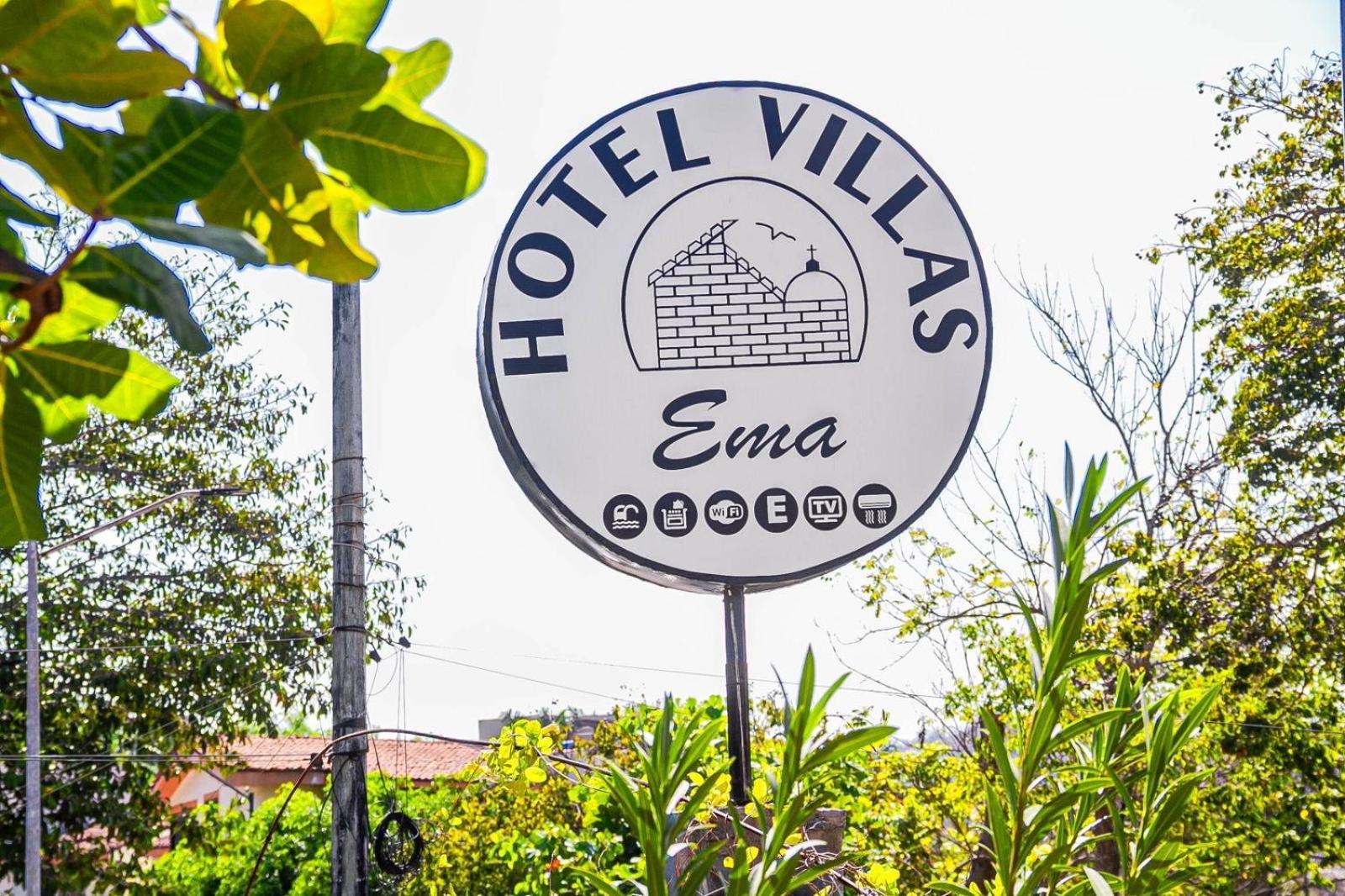 Hotel Villas Ema Сиуатанехо Екстериор снимка